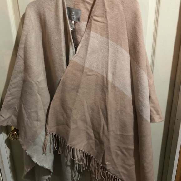 Soia & Kyo Scarfigan Wrap New NWT one size - Picture 5 of 8